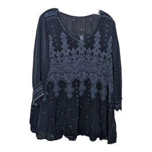 Johnny Was Tunic Top XL Embroidered Eyelet Semi Sheer 3/4 Sleeve Black Grey